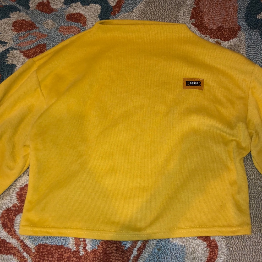 BESR ARTIC — Mock-Neck Cropped Sweater